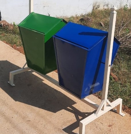 Durable garbage waste handling equipment designed for efficient waste collection and disposal, ideal for outdoor and indoor use in public and commercial spaces.