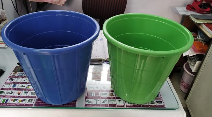 Durable garbage waste handling equipment designed for efficient waste collection and disposal, ideal for outdoor and indoor use in public and commercial spaces.